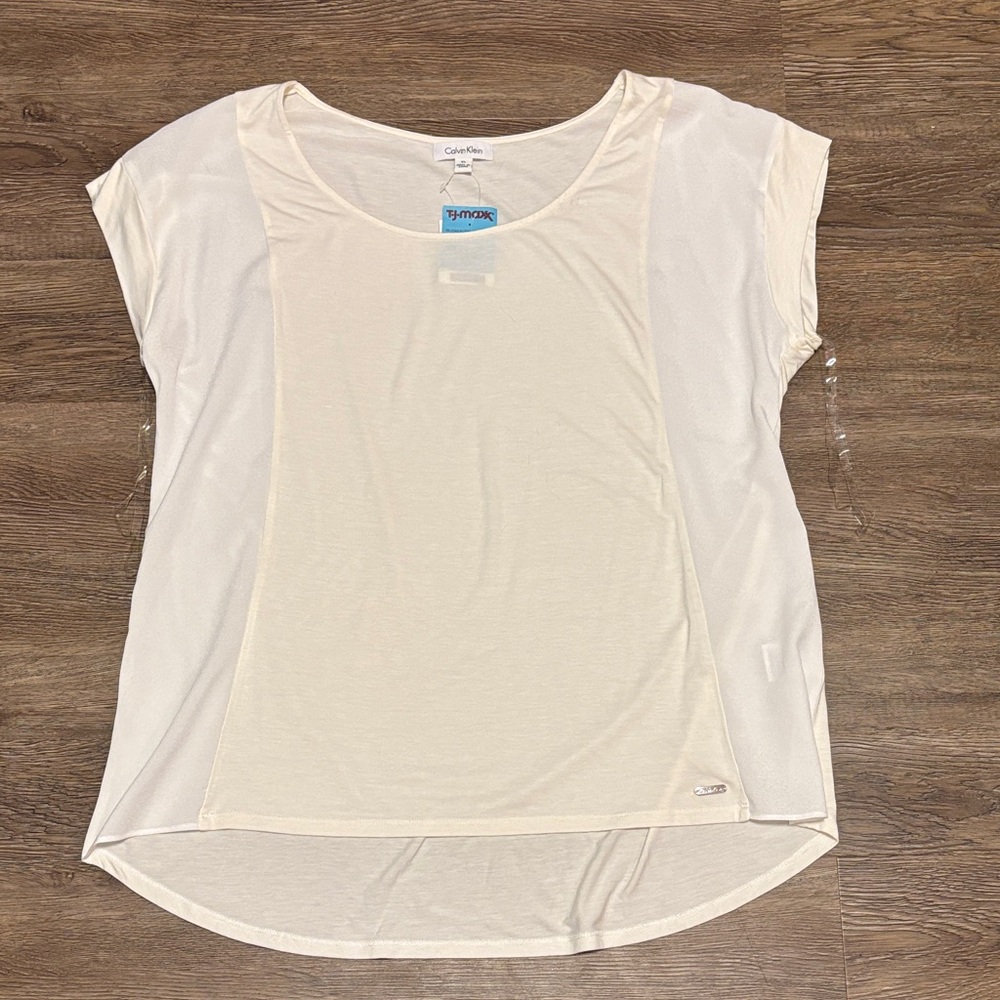 nwt women’s white calvin klein top